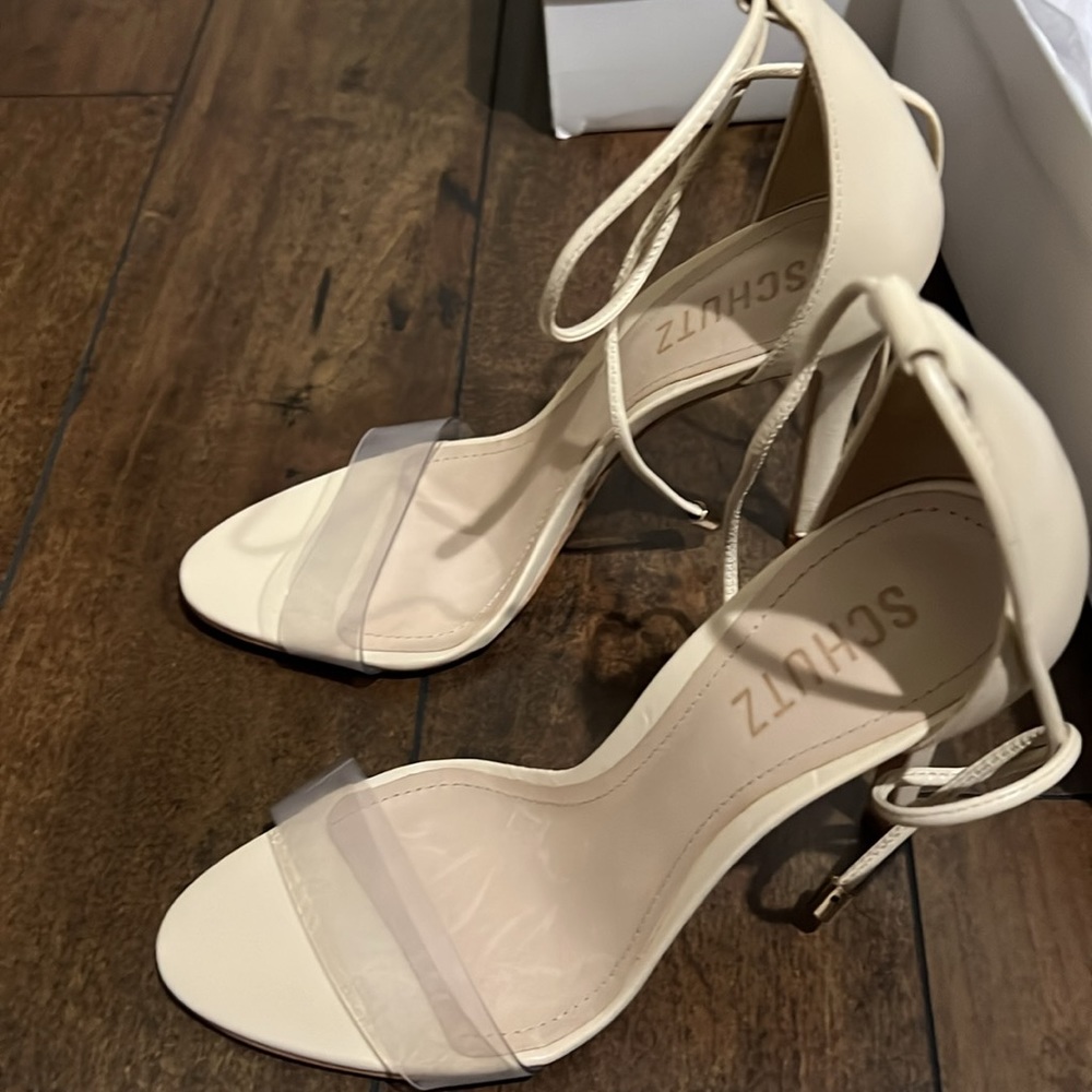 Schutz Josseana (Eggshell)